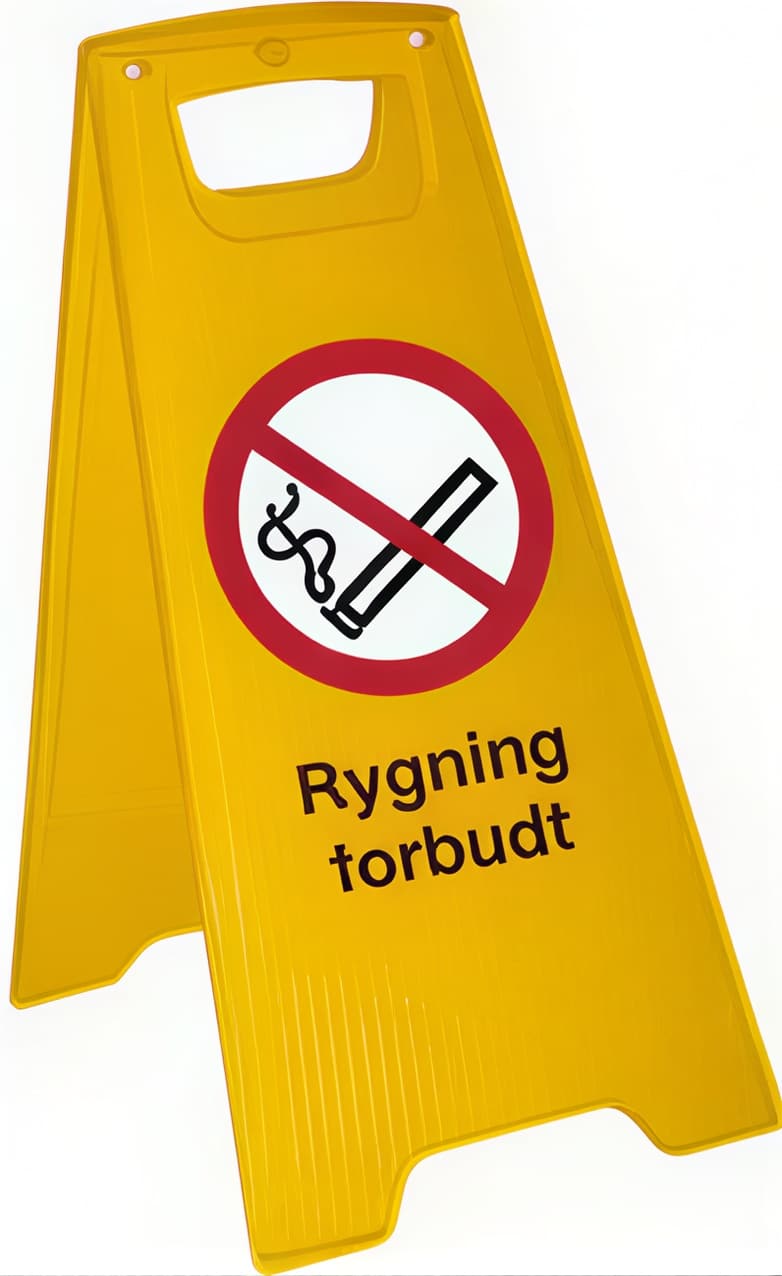 Skilt fritstående rygning forbudt