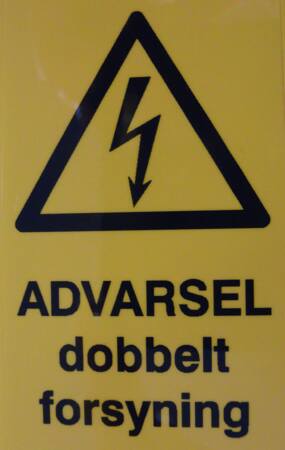 Skilt advarsel dobb. forsyning